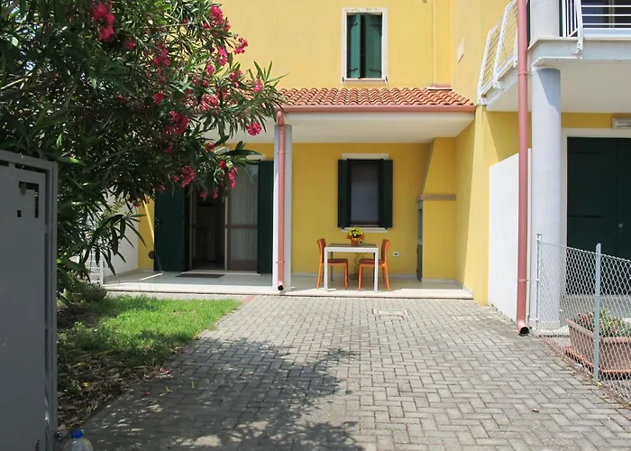 Jolanda By Interhome *